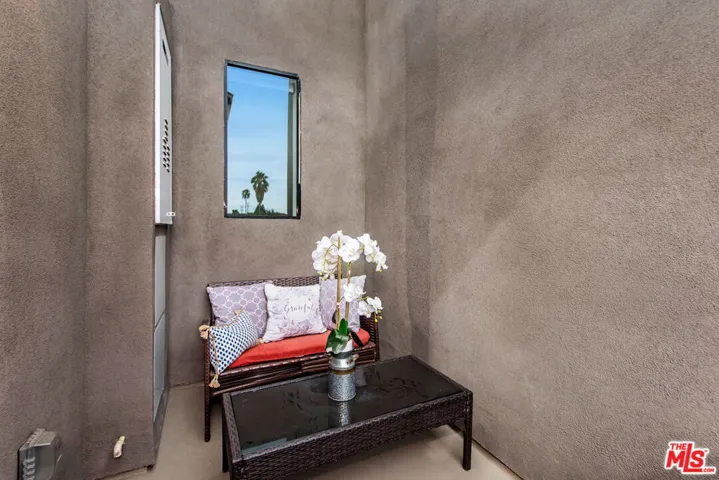 644 N Normandie Avenue, Los Angeles, California 90004