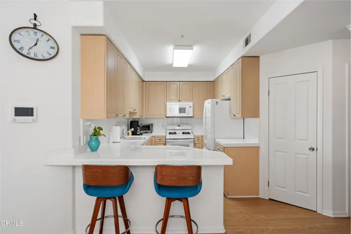 Breakfast Bar