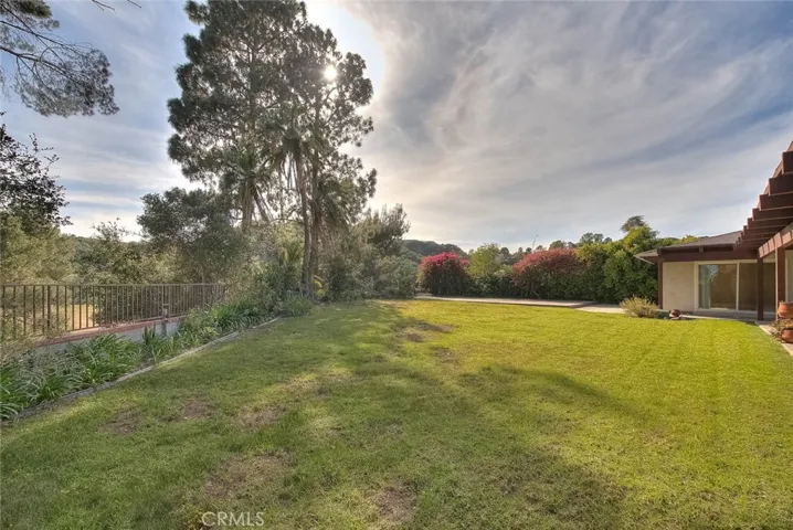 16612 Park Lane Circle, Los Angeles, California 90049