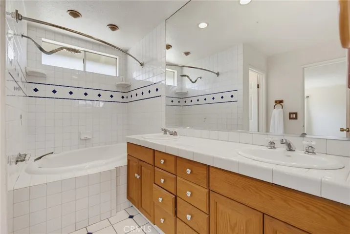28948 Marilyn Drive, Canyon Country, California 91387