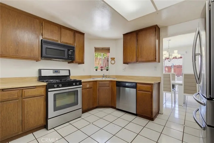 28948 Marilyn Drive, Canyon Country, California 91387
