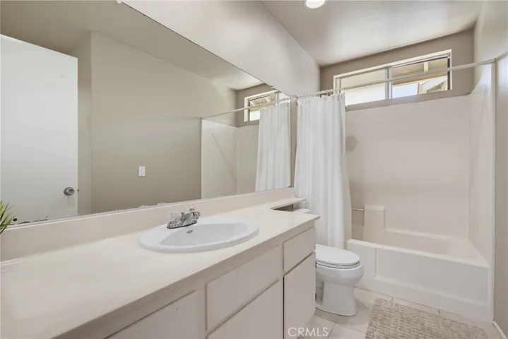 28948 Marilyn Drive, Canyon Country, California 91387