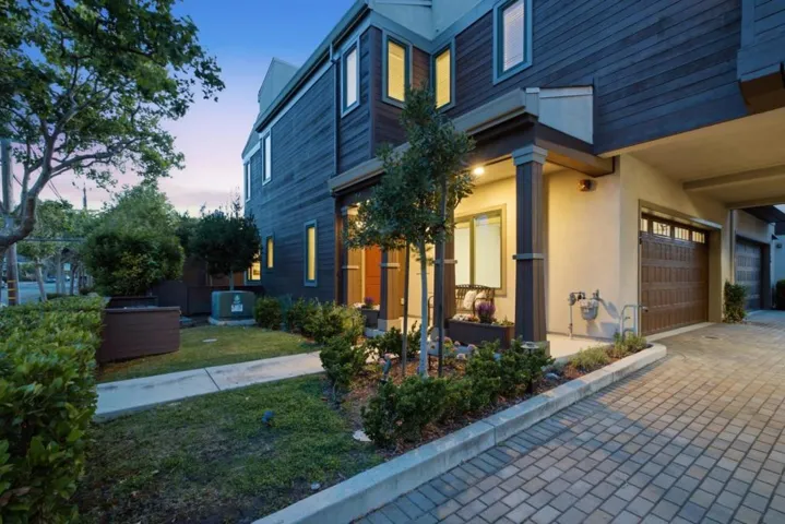 18 Barneson Avenue, San Mateo, California 94402
