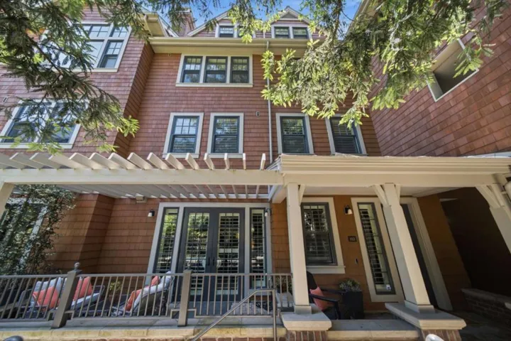 325 Channing Avenue 112, Palo Alto, California 94301