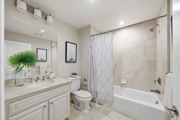 325 Channing Avenue 112, Palo Alto, California 94301