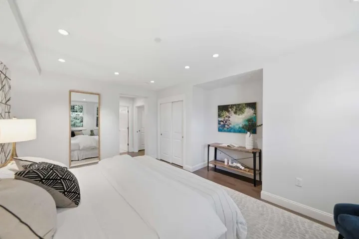325 Channing Avenue 112, Palo Alto, California 94301