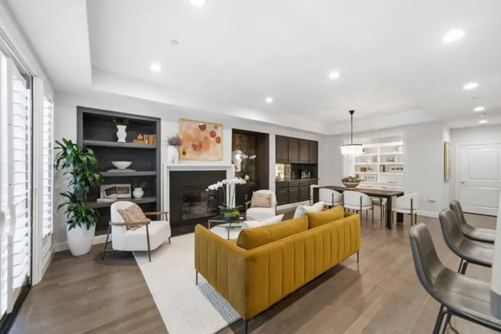 325 Channing Avenue 112, Palo Alto, California 94301