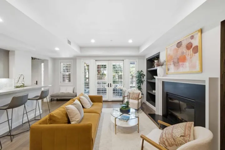 325 Channing Avenue 112, Palo Alto, California 94301
