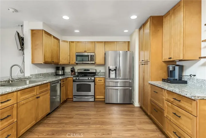 40431 Rome Beauty, Cherry Valley, California 92223