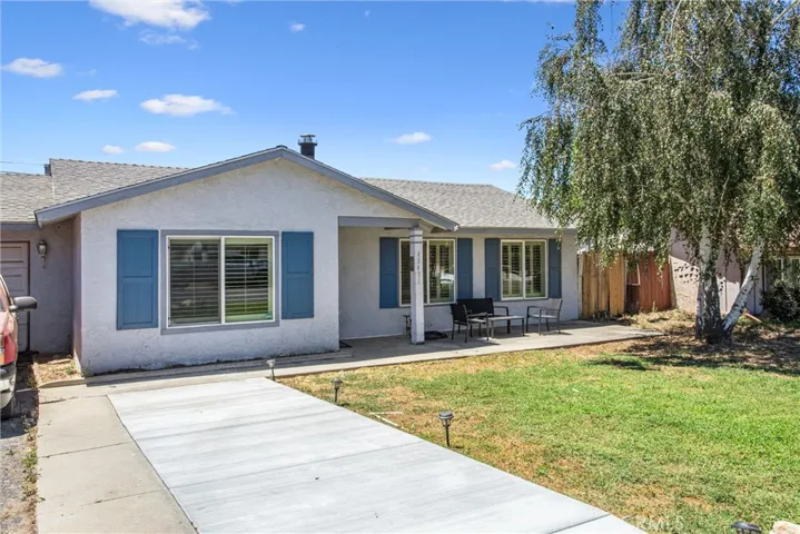 40431 Rome Beauty, Cherry Valley, California 92223