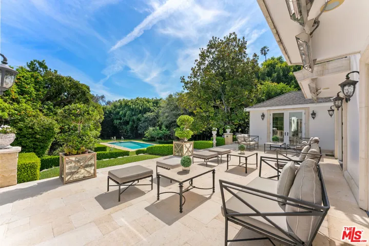 10914 Bellagio Road, Los Angeles, California 90077