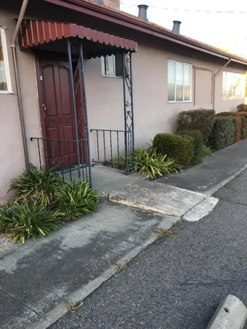 40 Woodhams Road, Santa Clara, California 95051