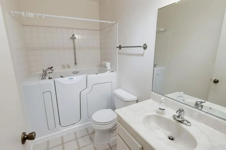 6744 Caminito Del Greco, San Diego, California 92120