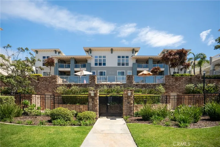 1431 Windshore, Oxnard, California 93035