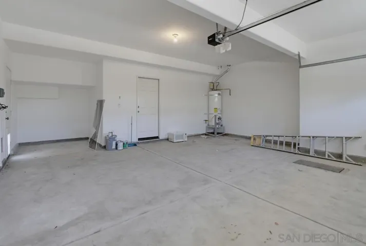 6084 Paseo Monona, Carlsbad, California 92009