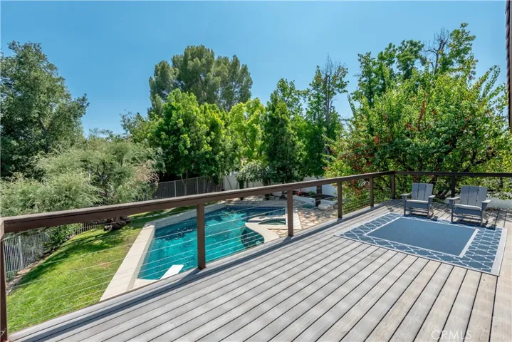 23216 Park Esperanza, Calabasas, California 91302