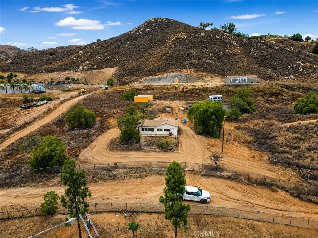 15953 Cajalco Road, Perris, California 92570 — photo 4