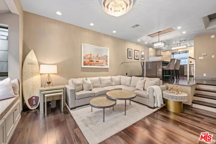 36 Navy Street 3, Venice, California 90291