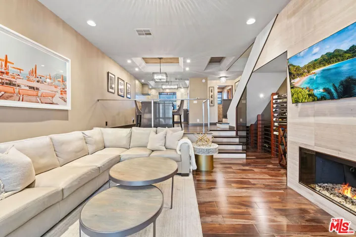 36 Navy Street 3, Venice, California 90291