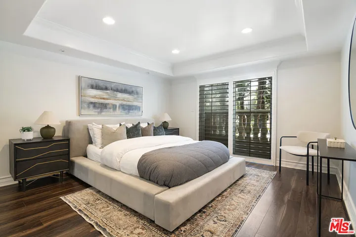 10390 La Grange Avenue X02, Los Angeles, California 90025