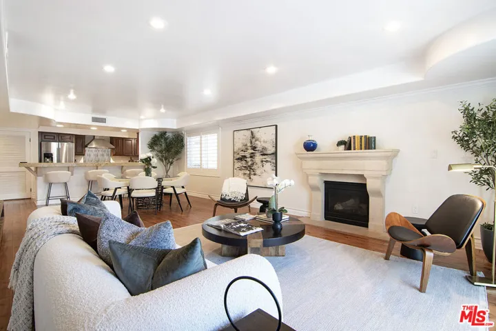 10390 La Grange Avenue X02, Los Angeles, California 90025