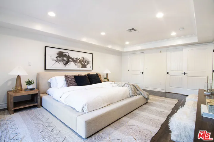 10390 La Grange Avenue X02, Los Angeles, California 90025