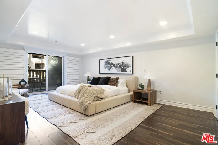 10390 La Grange Avenue X02, Los Angeles, California 90025
