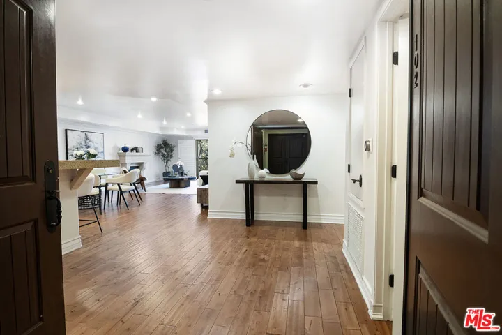10390 La Grange Avenue X02, Los Angeles, California 90025