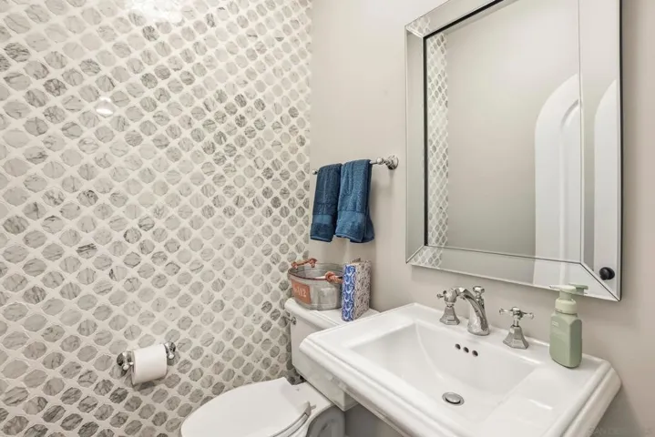 8114 Lazy River Rd, San Diego, California 92127