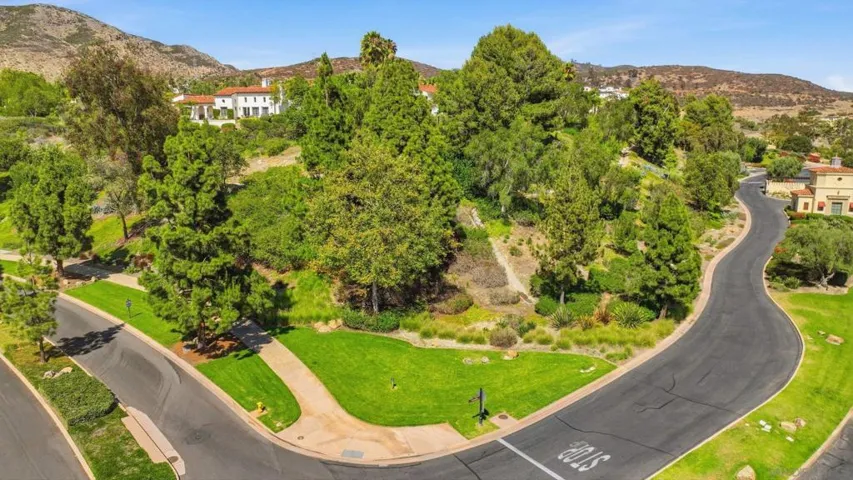 8114 Lazy River Rd, San Diego, California 92127