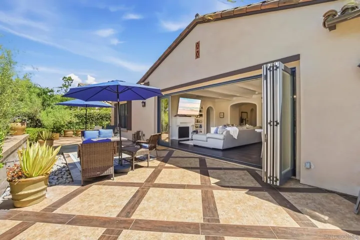 8114 Lazy River Rd, San Diego, California 92127