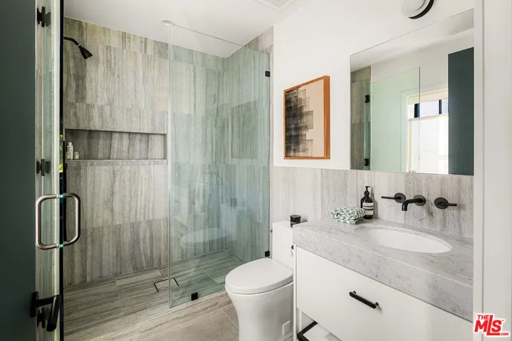 1099 Nowita Place, Venice, California 90291