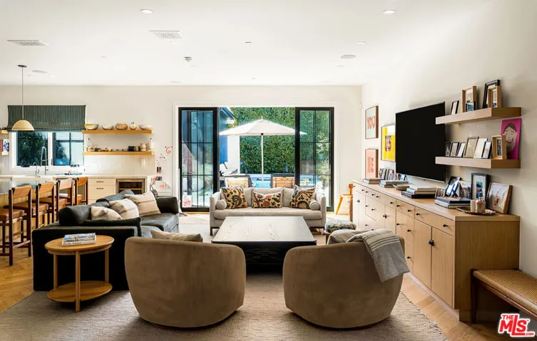 1099 Nowita Place, Venice, California 90291