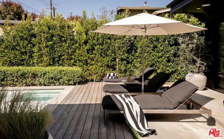 1099 Nowita Place, Venice, California 90291