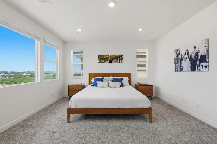 305 Creekview Ct, San Marcos, California 92078