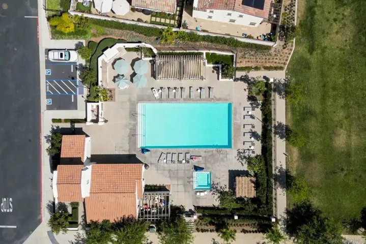 305 Creekview Ct, San Marcos, California 92078