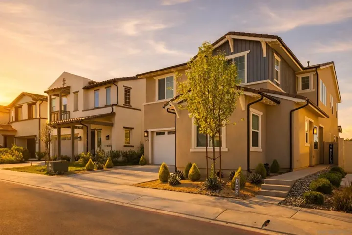 305 Creekview Ct, San Marcos, California 92078