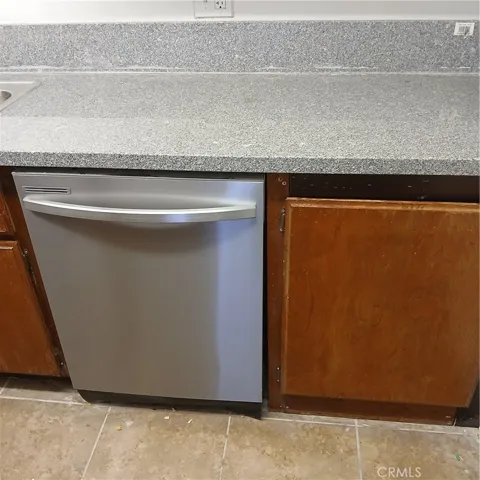 New granite countertops and dishwasher.