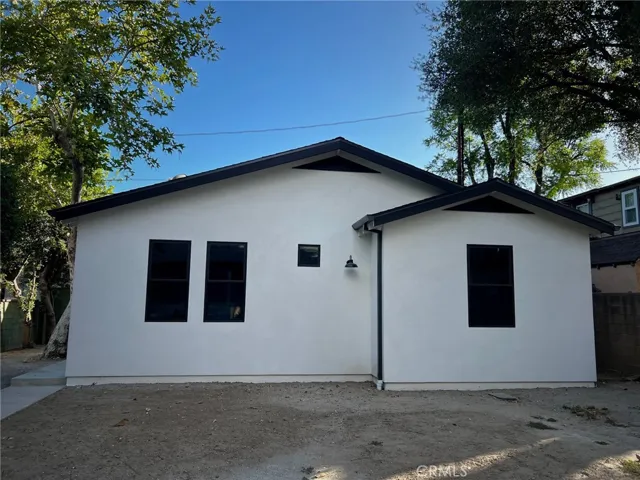 1203 S Chavez, Burbank, California 91506