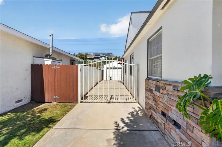 2633 Averill Avenue, San Pedro, California 90731