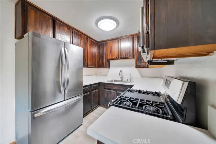 1614 E Chevy Chase Drive 2, Glendale, California 91206