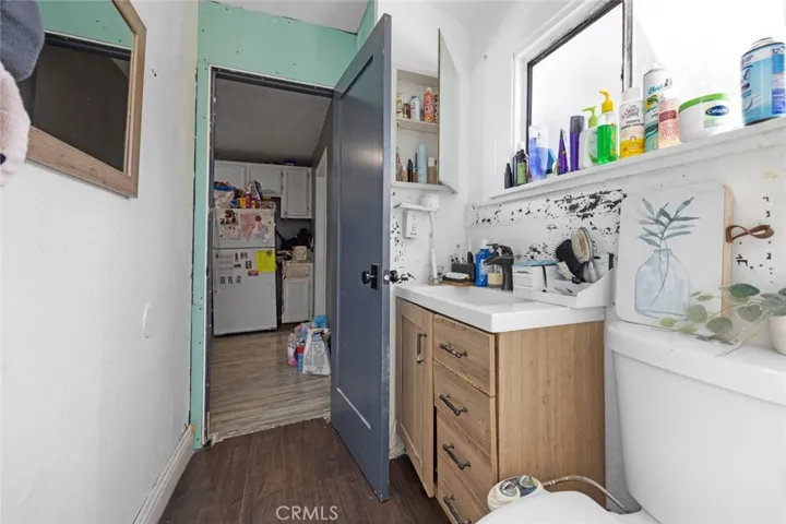 610 S Vine, Ontario, California 91762