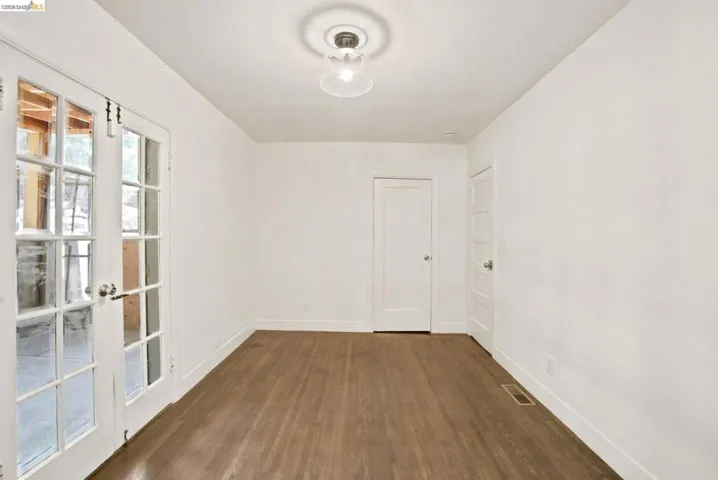 6616 Outlook Ave, Oakland, California 94605