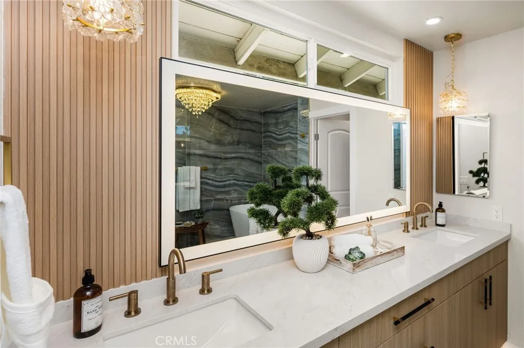 Primary Bathroom Sinks