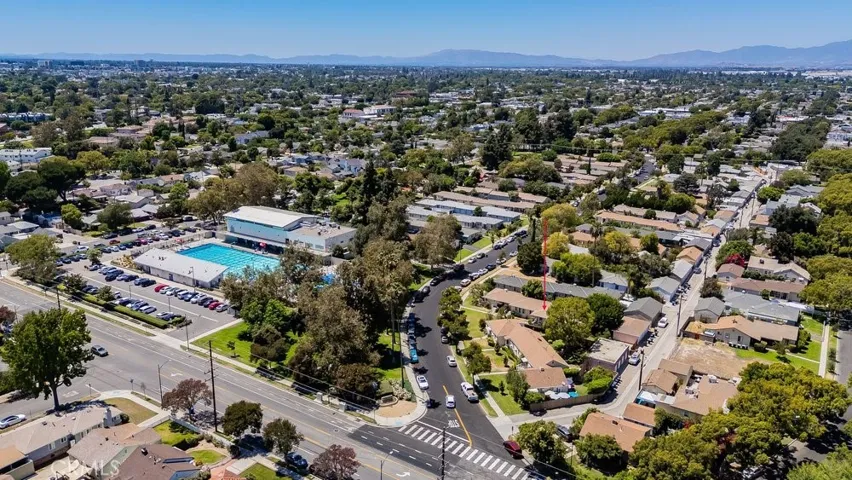 508 N Rosemary Lane, Burbank, California 91505