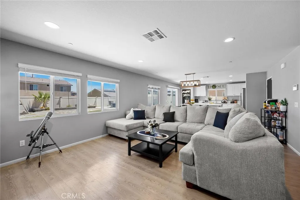 10538 Pampas Court, Adelanto, California 92301 — photo 5