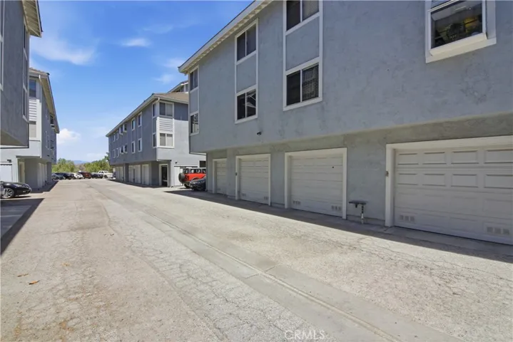 26754 Claudette 439, Canyon Country, California 91351
