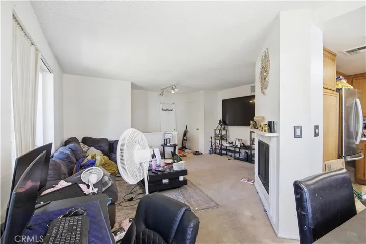 26754 Claudette 439, Canyon Country, California 91351