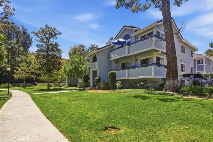 26754 Claudette 439, Canyon Country, California 91351