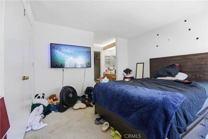26754 Claudette 439, Canyon Country, California 91351